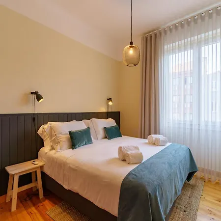 Feel Downtown Woods Flat Oporto
